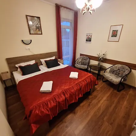 Gæstehus Laguna Panzio 4*