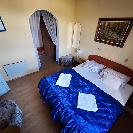 Laguna Panzio Pensionat 3*